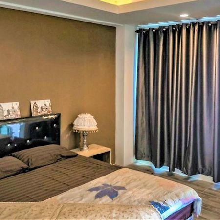 Plearnwan Deluxe Mansion Hotel Bangkok Bagian luar foto