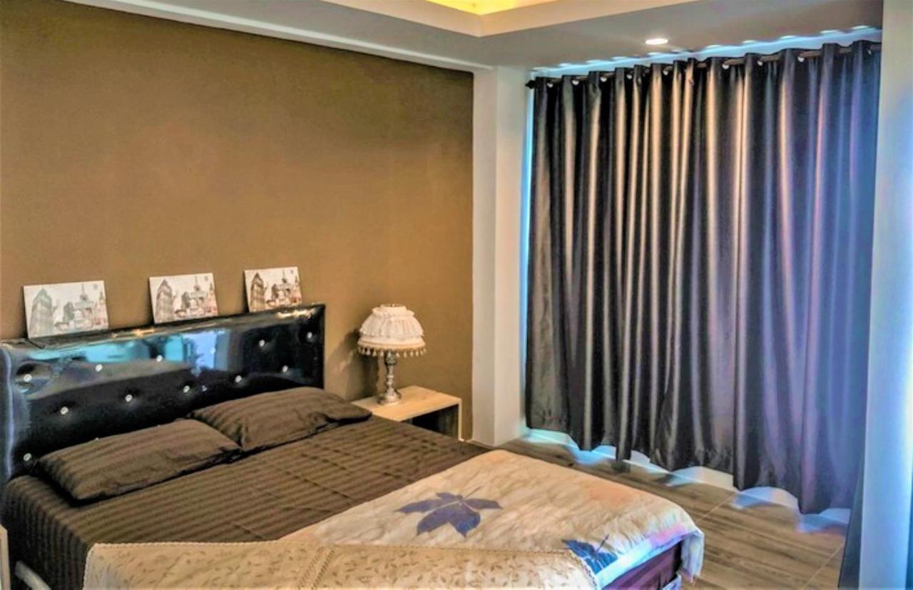 Plearnwan Deluxe Mansion Hotel Bangkok Bagian luar foto