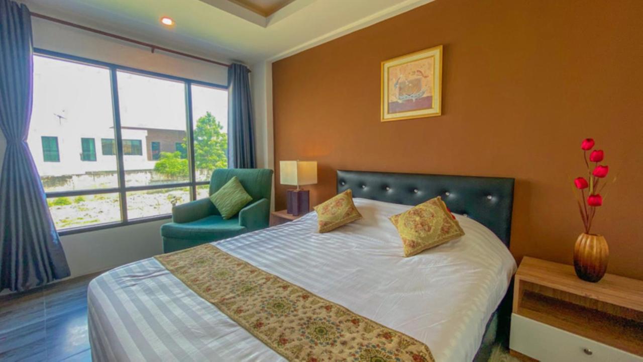 Plearnwan Deluxe Mansion Hotel Bangkok Bagian luar foto